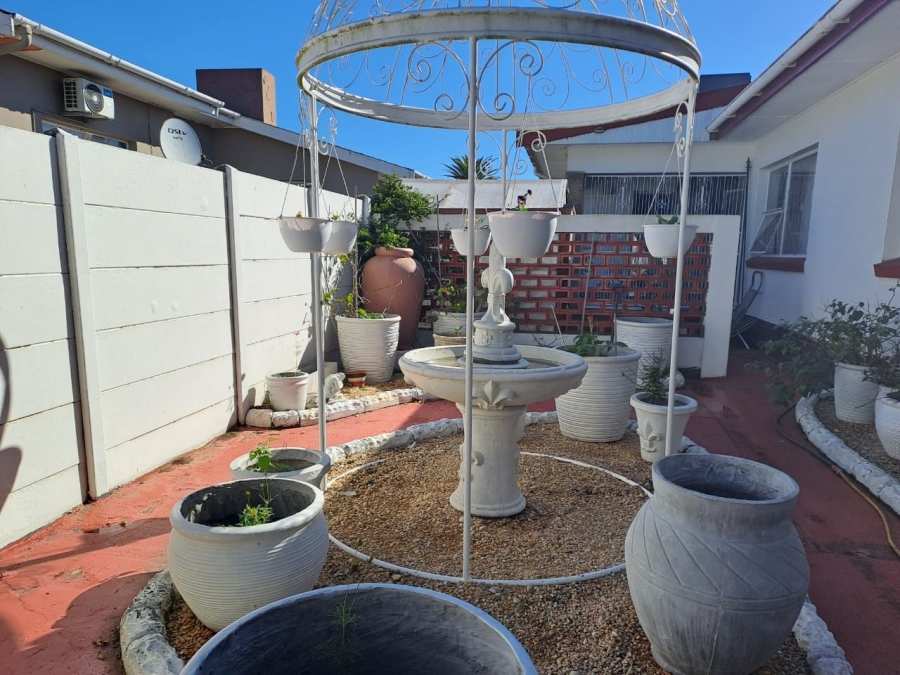4 Bedroom Property for Sale in Morningside Eastern Cape